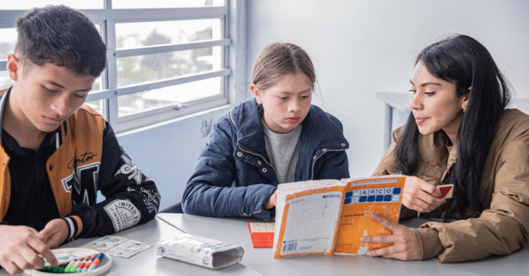 Empower Kids To Break Poverty Cycles: Colombian Non-Profits 1 Pobreza En Fundaciones Infantiles En Colombia